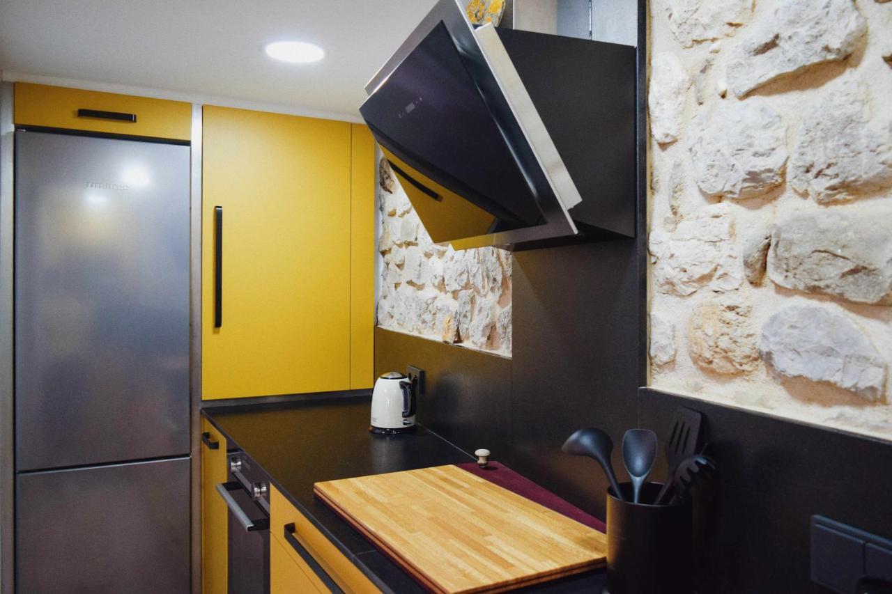 Keldomenech Bed&Art Luxury Apartment For Art Lover Besalú Екстериор снимка