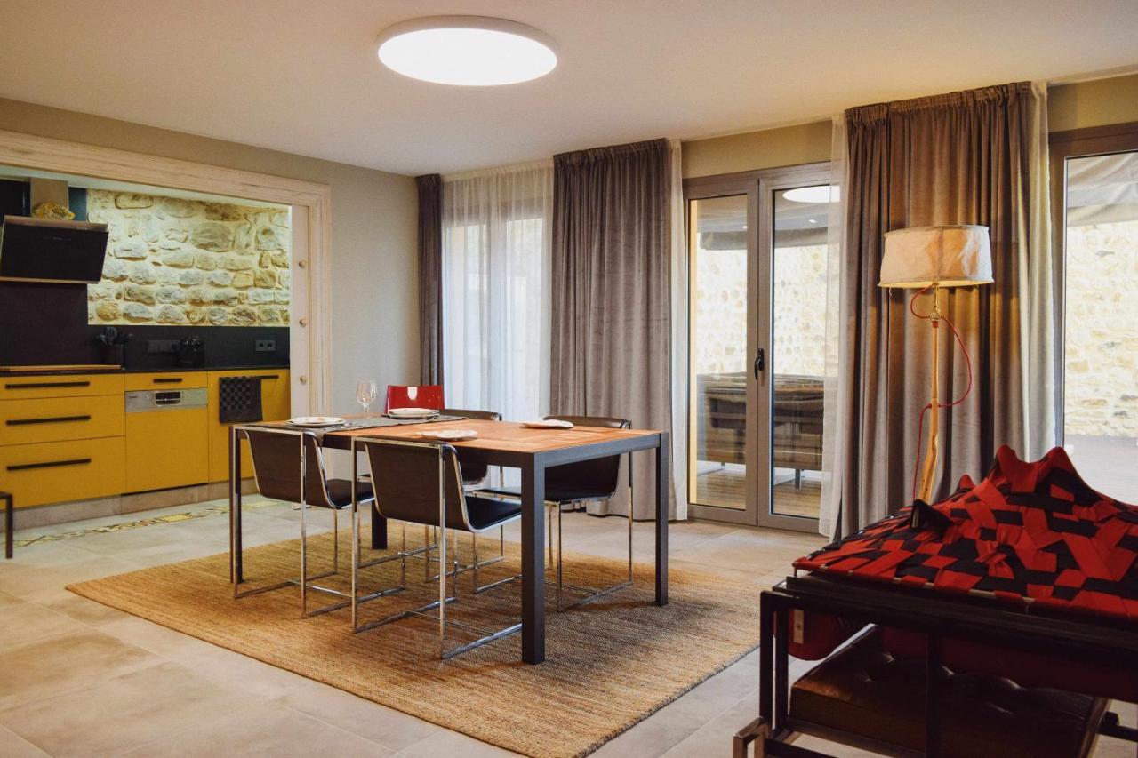 Keldomenech Bed&Art Luxury Apartment For Art Lover Besalú Екстериор снимка