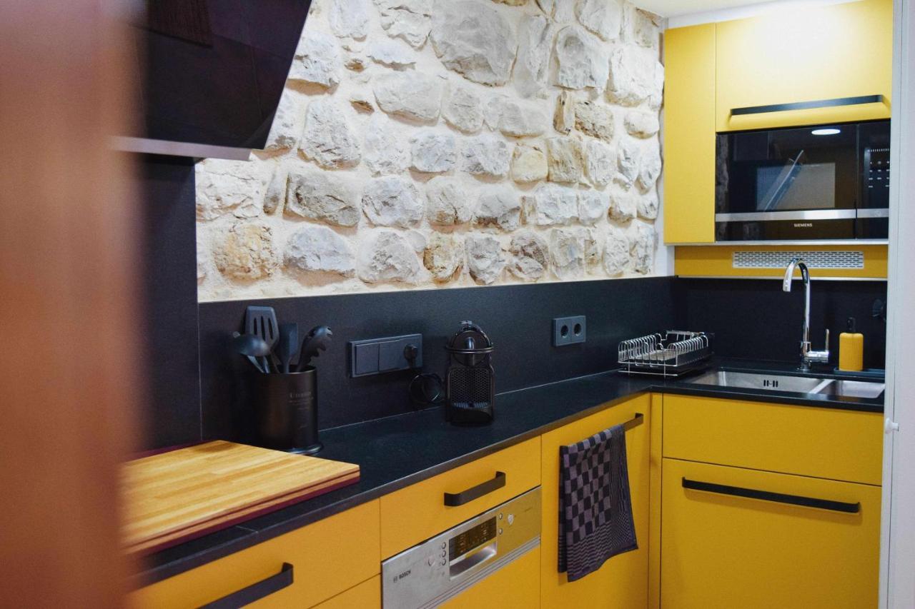 Keldomenech Bed&Art Luxury Apartment For Art Lover Besalú Екстериор снимка